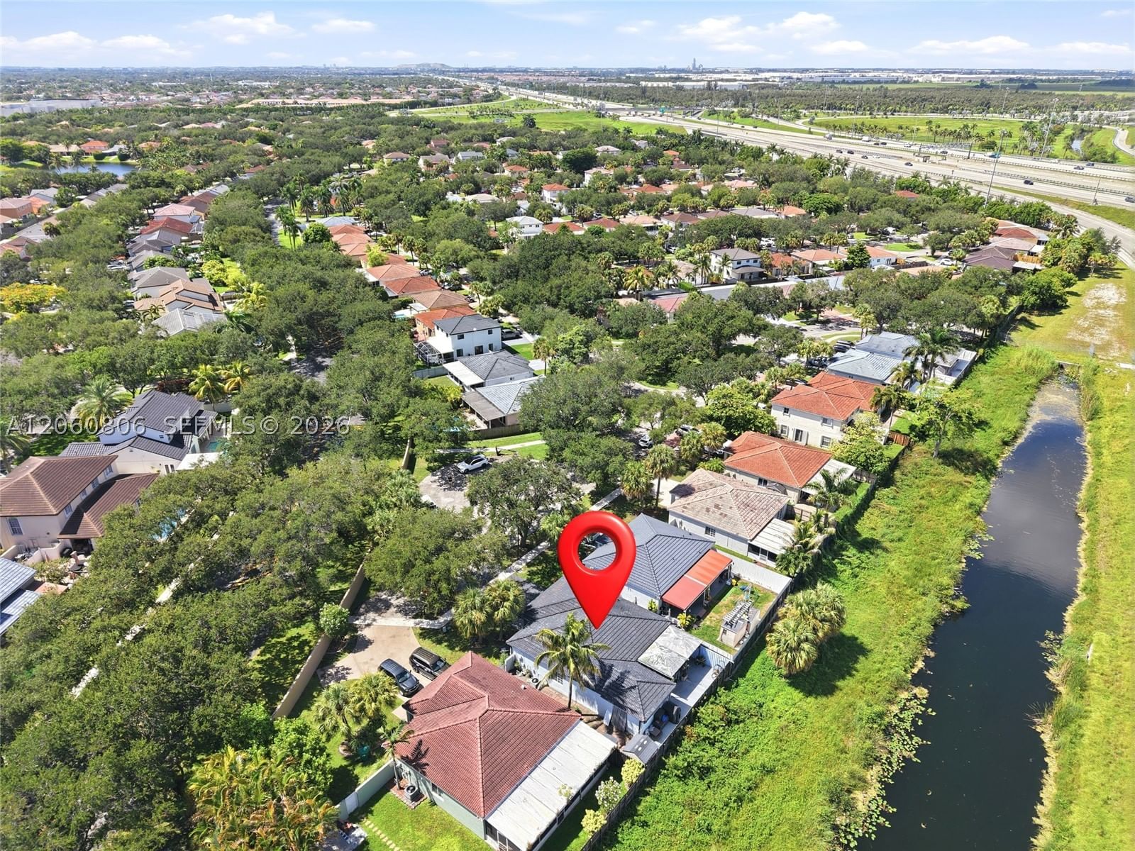 Real estate property located at 9011 193rd Ter, Miami-dade, Lakes On The Green North, Hialeah, FL