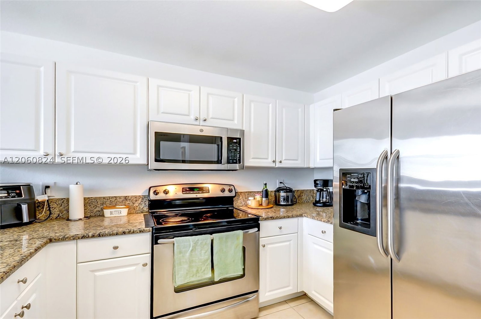 Real estate property located at 11403 89th St #217, Miami-dade, St Mortiz At Doral Condo, Doral, FL