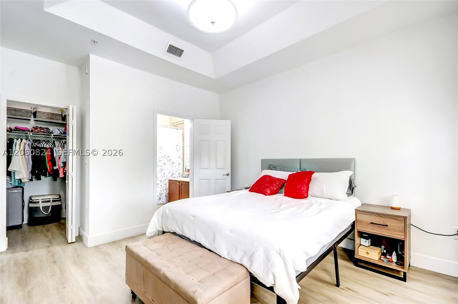 Real estate property located at 11403 89th St #217, Miami-dade, St Mortiz At Doral Condo, Doral, FL