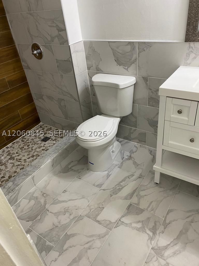 Real estate property located at 4450 79th Ave #1C, Miami-dade, Doral Gardens Condo, Doral, FL
