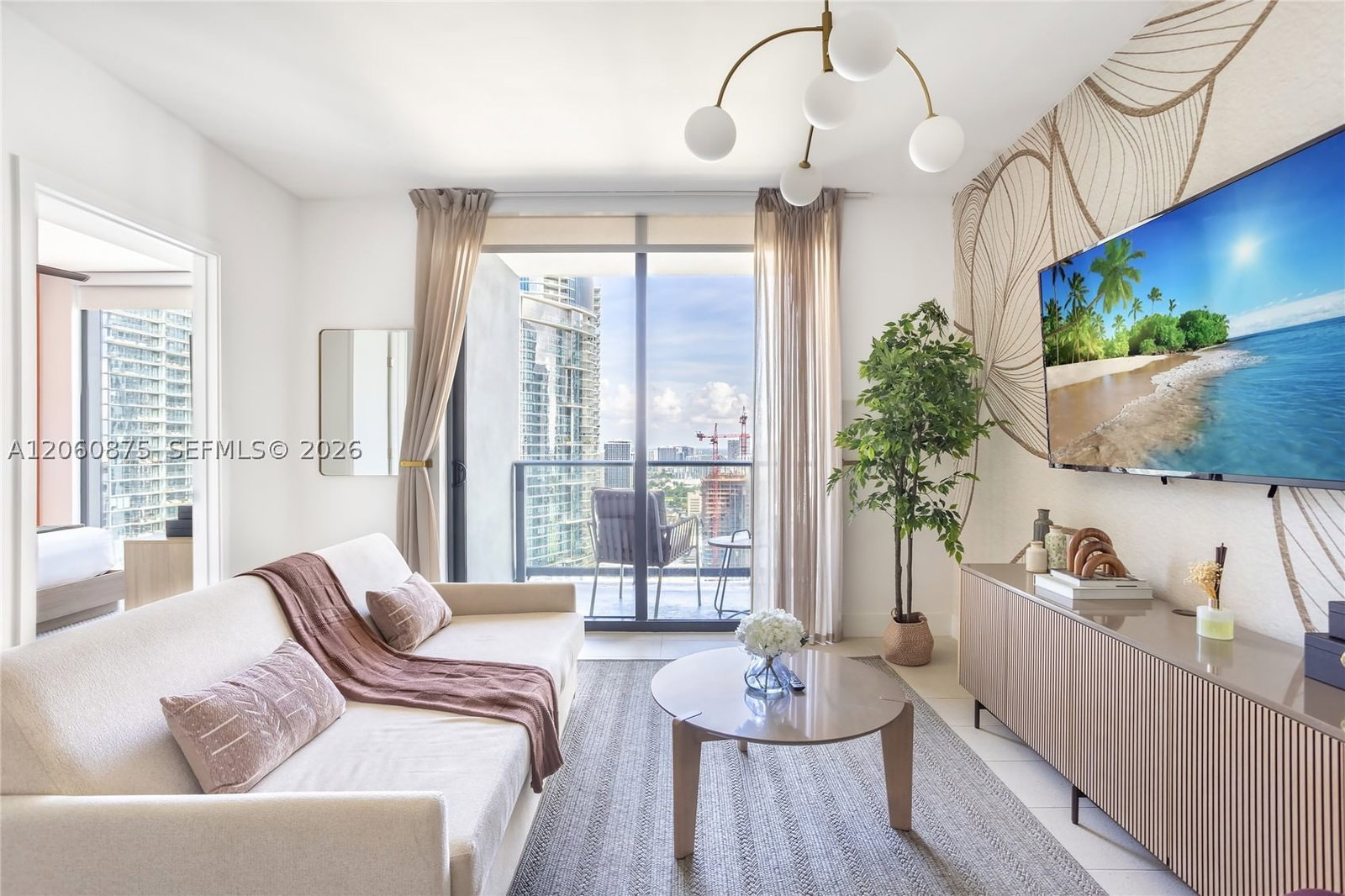 Real estate property located at 159 6th St #3413, Miami-dade, Gale Residences, Miami, FL