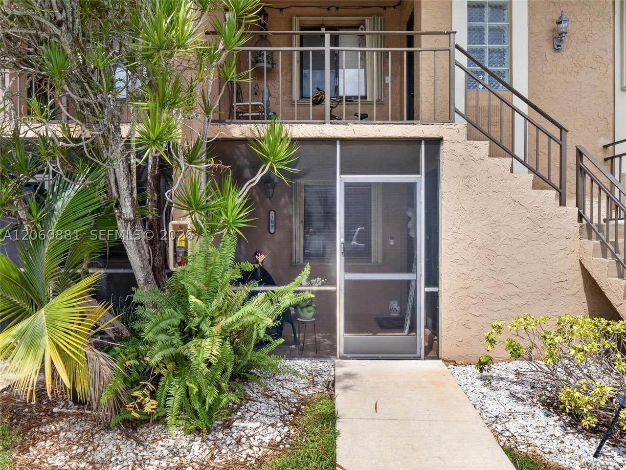 Real estate property located at 205 Lakeview Dr #103, Broward, Racquet Club Apartments A, Weston, FL