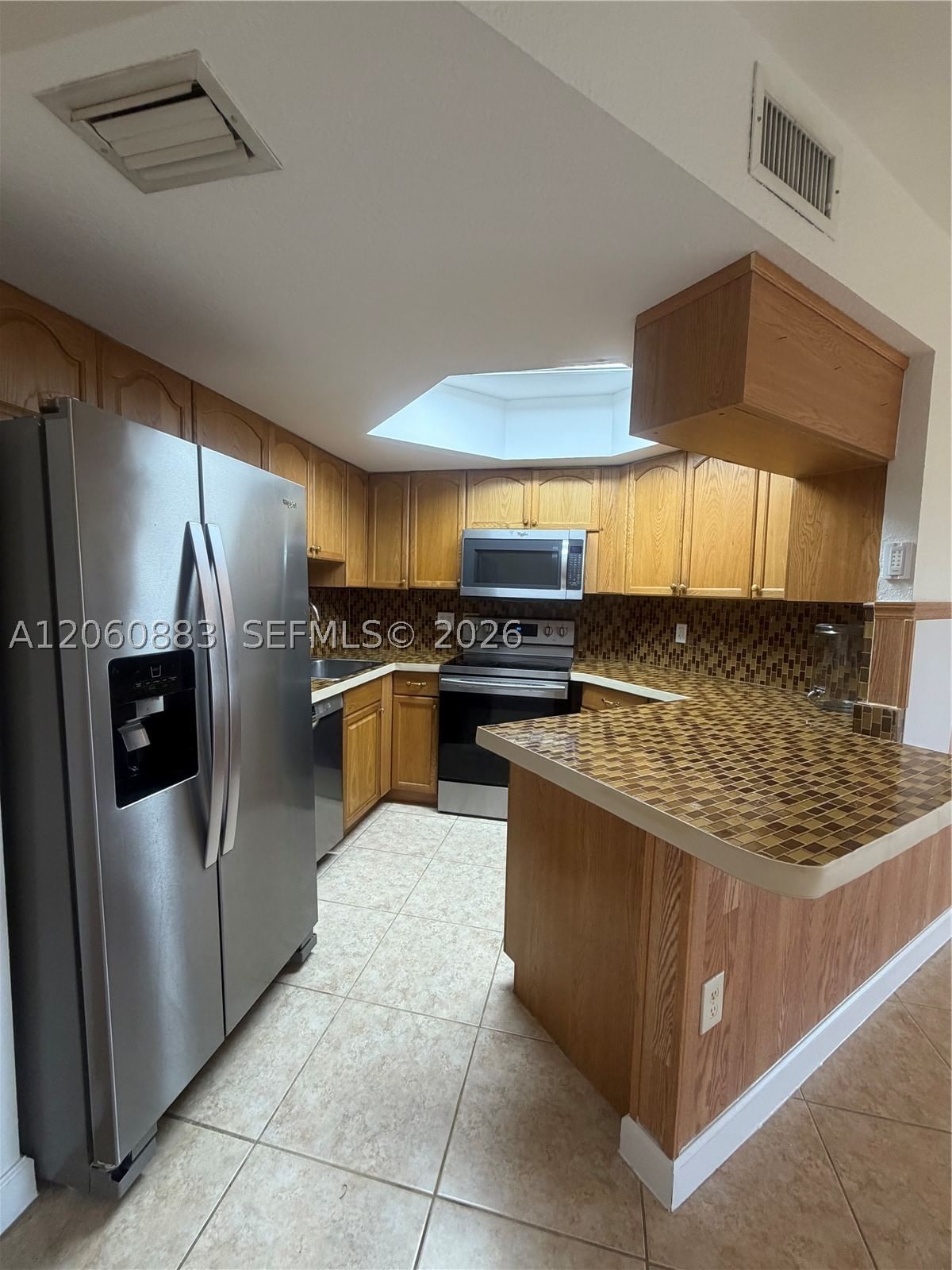 Real estate property located at 8205 Lake Dr #306, Miami-dade, Las Vistas At Doral Condo, Doral, FL
