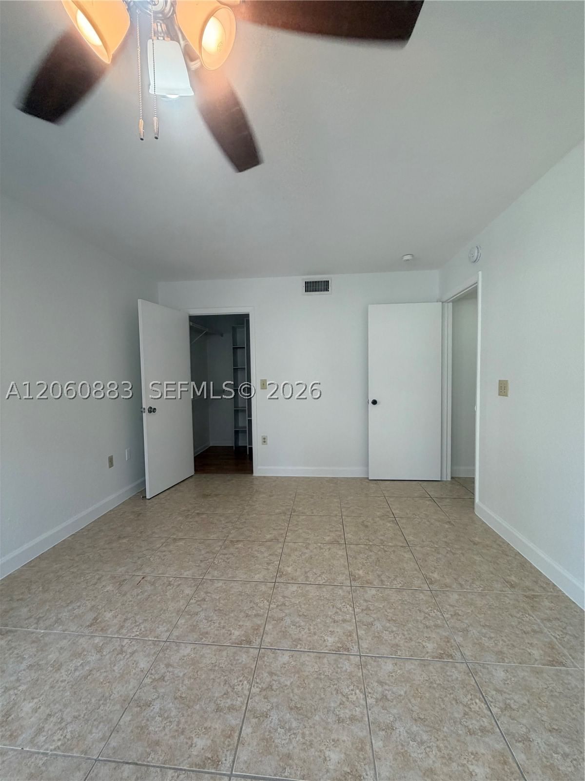 Real estate property located at 8205 Lake Dr #306, Miami-dade, Las Vistas At Doral Condo, Doral, FL