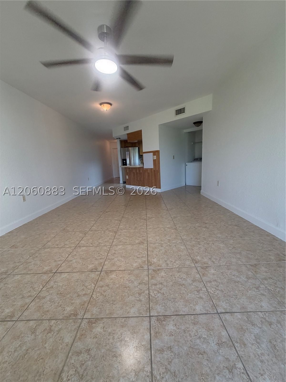 Real estate property located at 8205 Lake Dr #306, Miami-dade, Las Vistas At Doral Condo, Doral, FL