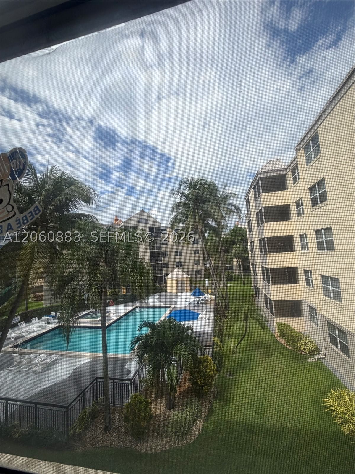 Real estate property located at 8205 Lake Dr #306, Miami-dade, Las Vistas At Doral Condo, Doral, FL