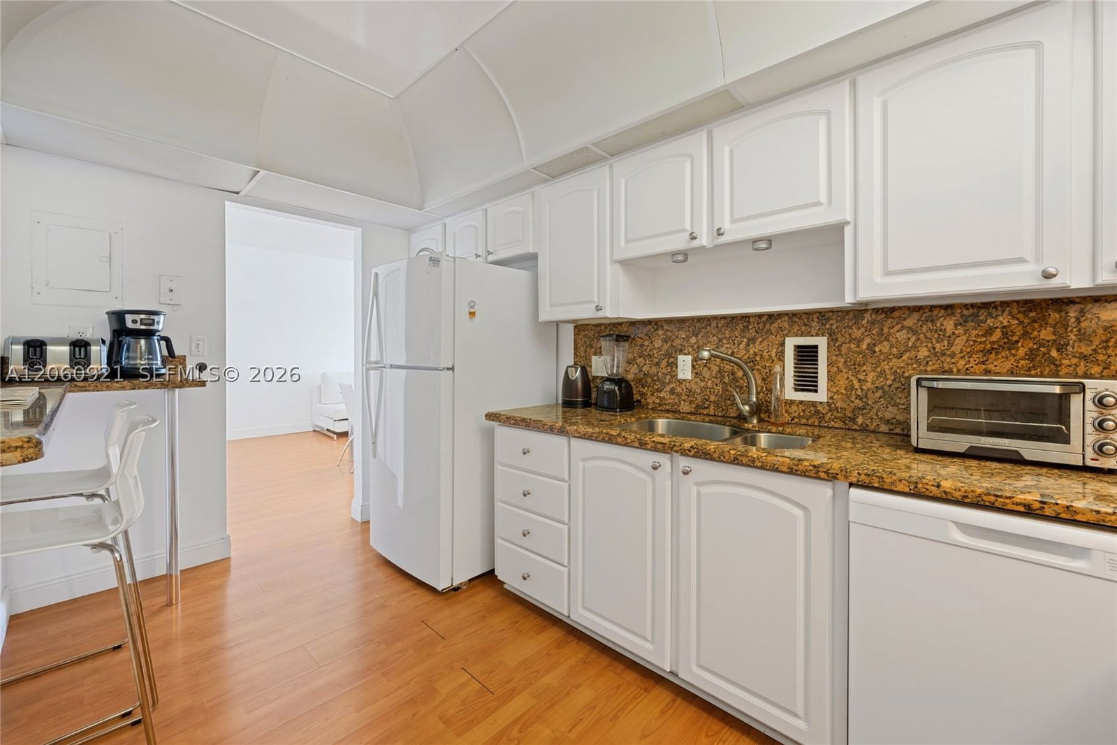 Real estate property located at 3801 Ocean Dr #15K, Broward, Tides On Hollywood Beach, Hollywood, FL