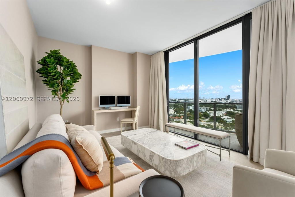 Real estate property located at 500 Alton Rd #2105, Miami-dade, Five Park, Miami Beach, FL