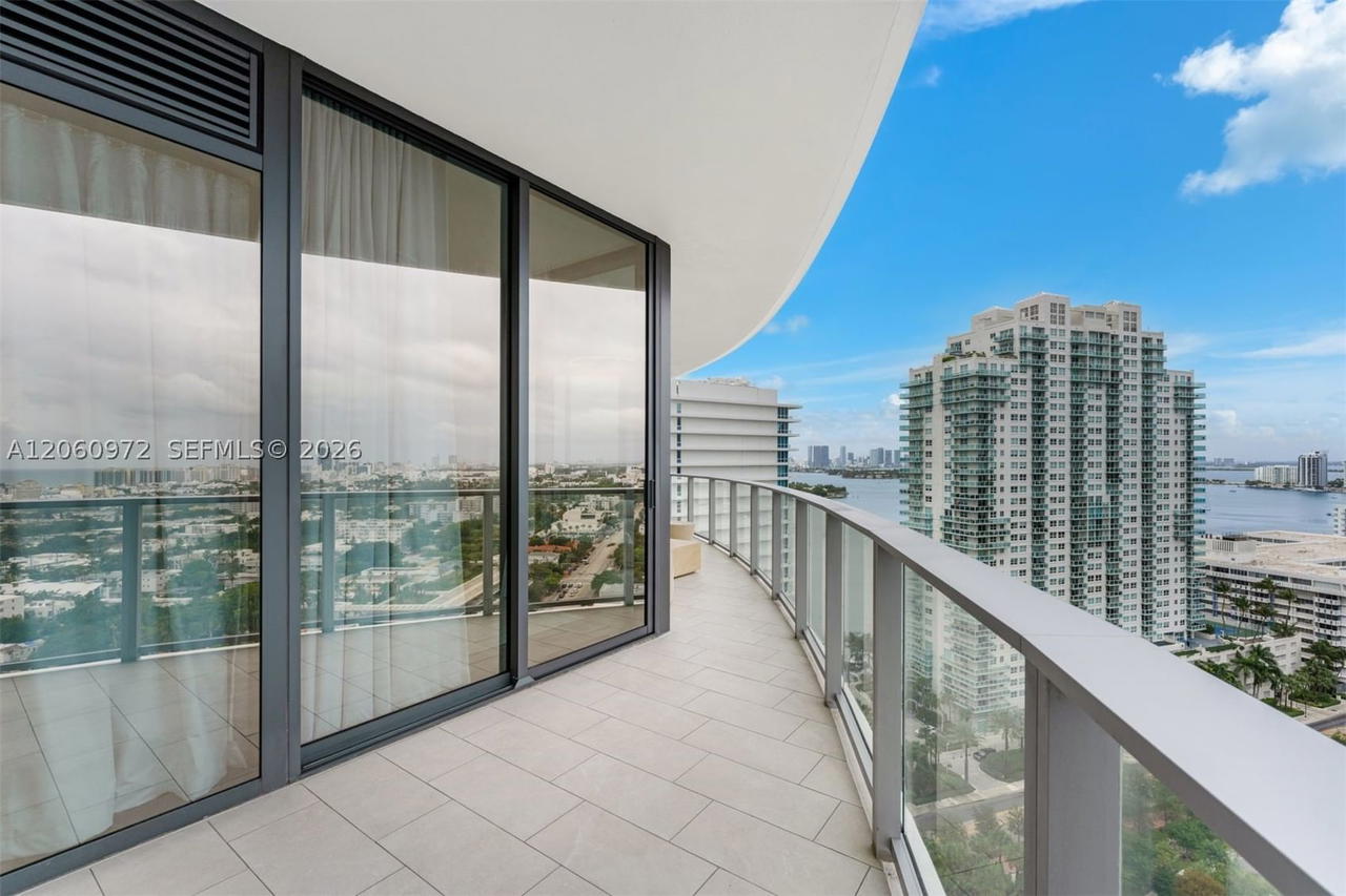 Real estate property located at 500 Alton Rd #2105, Miami-dade, Five Park, Miami Beach, FL