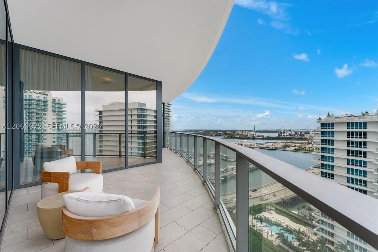 Real estate property located at 500 Alton Rd #2105, Miami-dade, Five Park, Miami Beach, FL