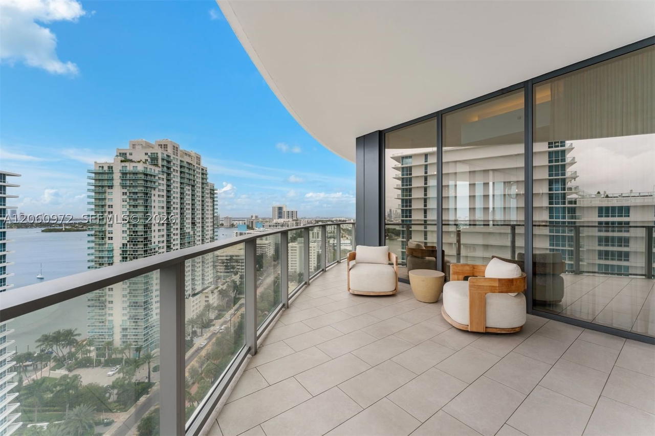 Real estate property located at 500 Alton Rd #2105, Miami-dade, Five Park, Miami Beach, FL