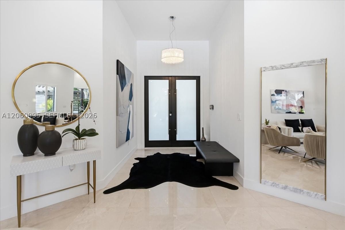Real estate property located at 331 124th Ave, Miami-dade, Sweetwater Estates Sub, Miami, FL