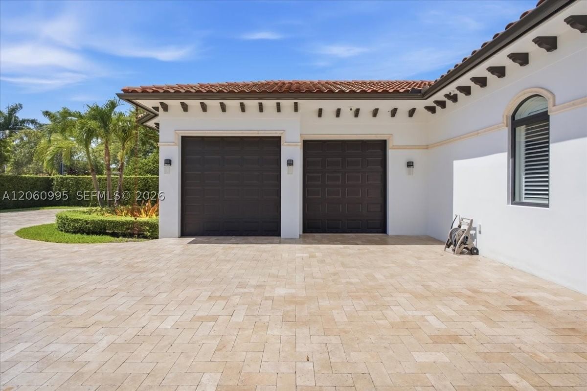 Real estate property located at 331 124th Ave, Miami-dade, Sweetwater Estates Sub, Miami, FL