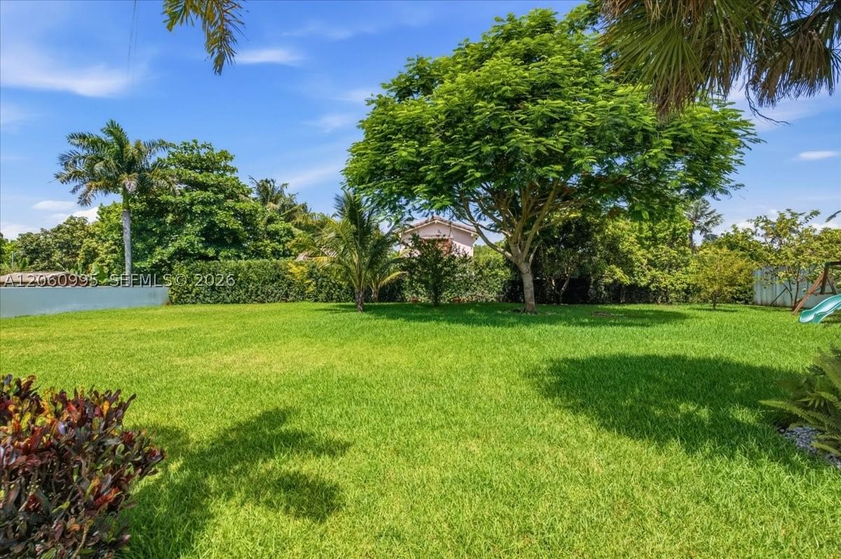 Real estate property located at 331 124th Ave, Miami-dade, Sweetwater Estates Sub, Miami, FL