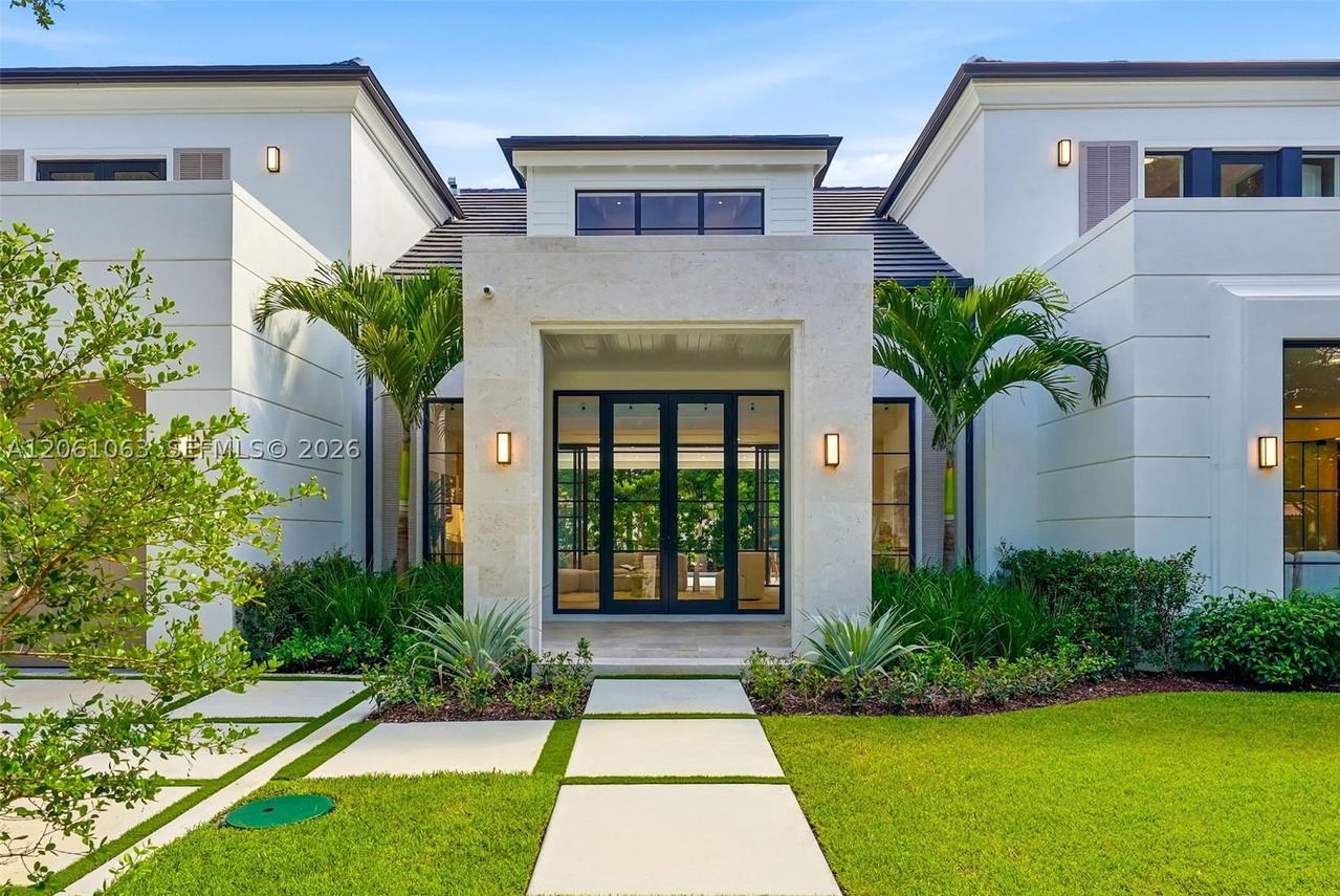 Real estate property located at 1220 Alhambra Cir, Miami-dade, Coral Waterway, Coral Gables, FL