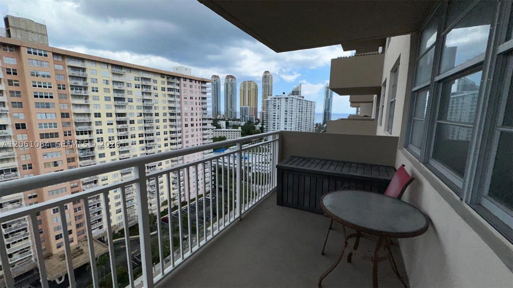 Real estate property located at 250 174th St #1808, Miami-dade, Winston Towers 100 Ccondo, Sunny Isles Beach, FL