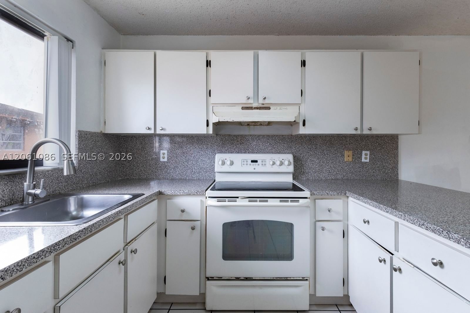 Real estate property located at 6305 22nd Ct, Miami-dade, 2nd Addn To Baracoa, Hialeah, FL