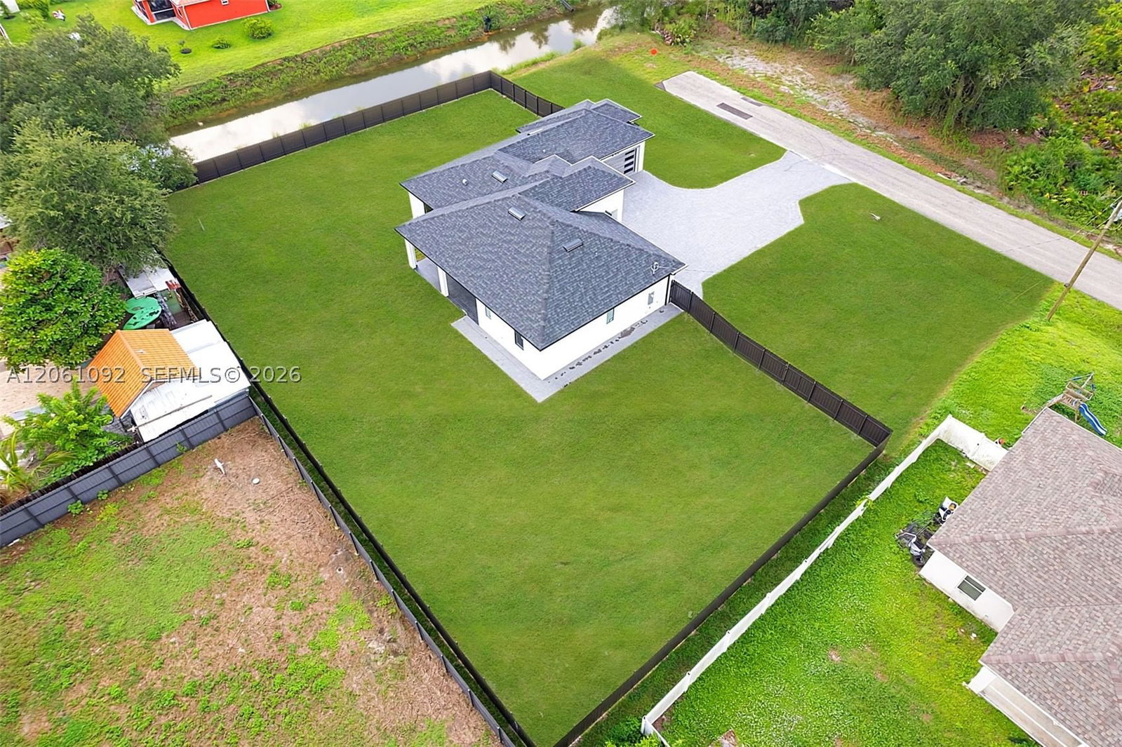 Real estate property located at 4300 12th ST SW, Lee, Lehigh Acres, Lehigh Acres, FL