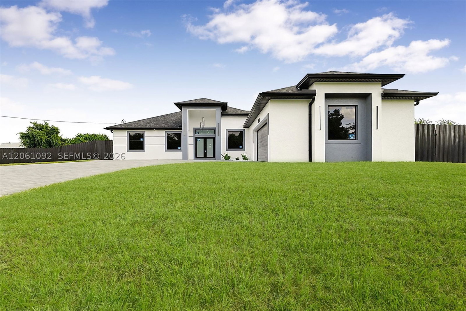 Real estate property located at 4300 12th ST SW, Lee, Lehigh Acres, Lehigh Acres, FL