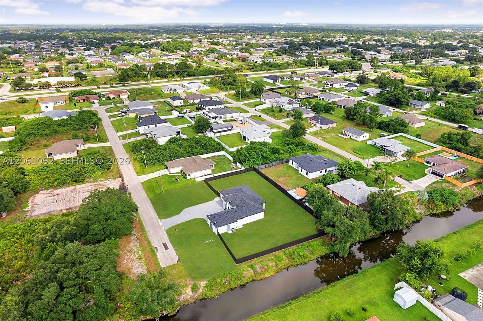 Real estate property located at 4300 12th ST SW, Lee, Lehigh Acres, Lehigh Acres, FL