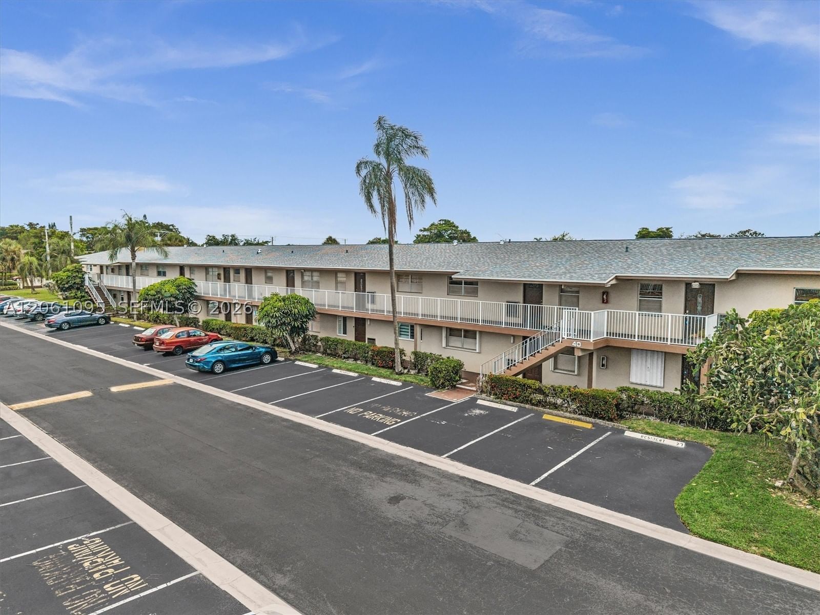 Real estate property located at 551 76th Ter #208, Broward, Oriole Gardens Two 40 Con, Margate, FL