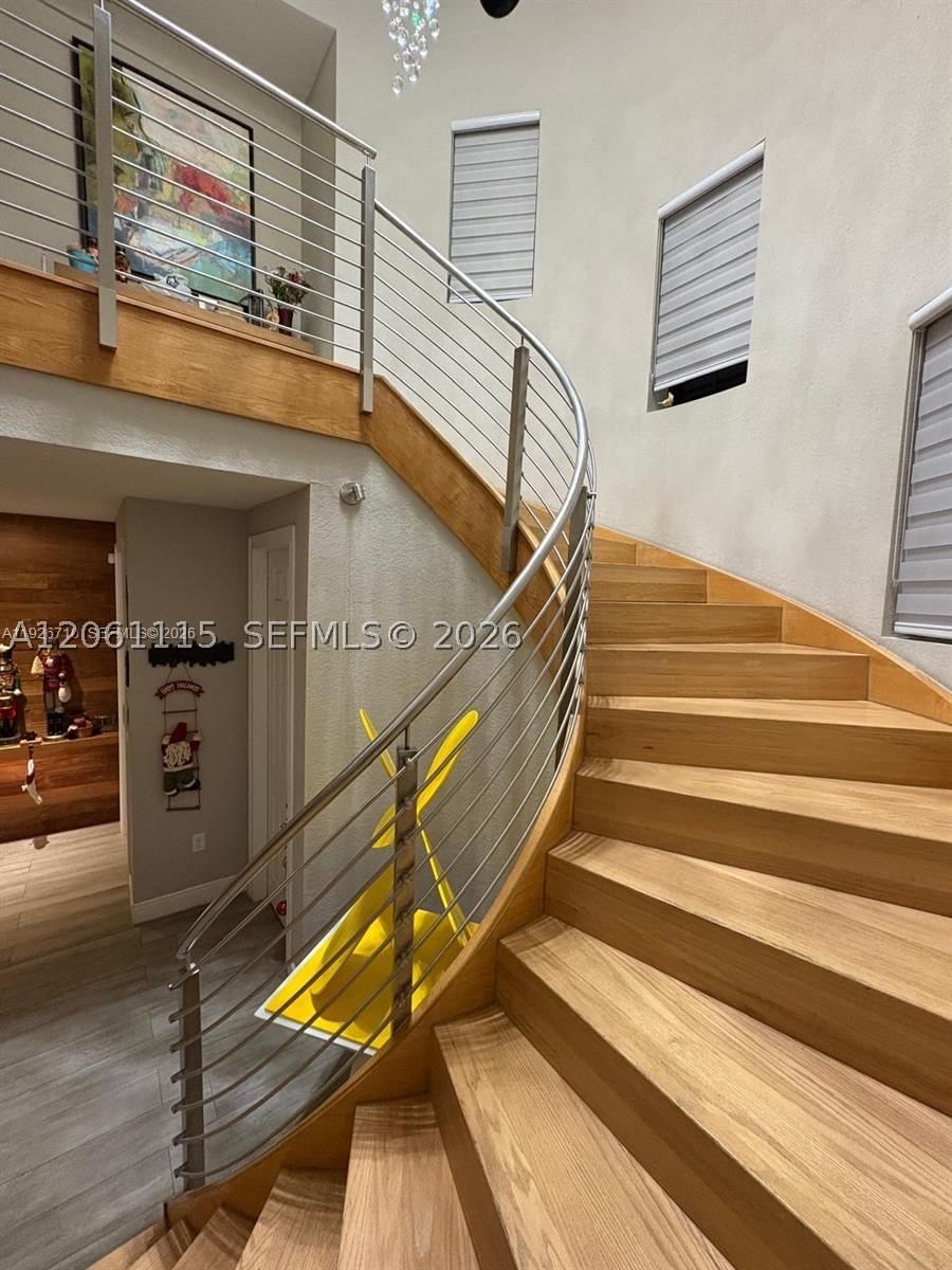 Real estate property located at 8925 99th Ct, Miami-dade, Doral Breeze, Doral, FL