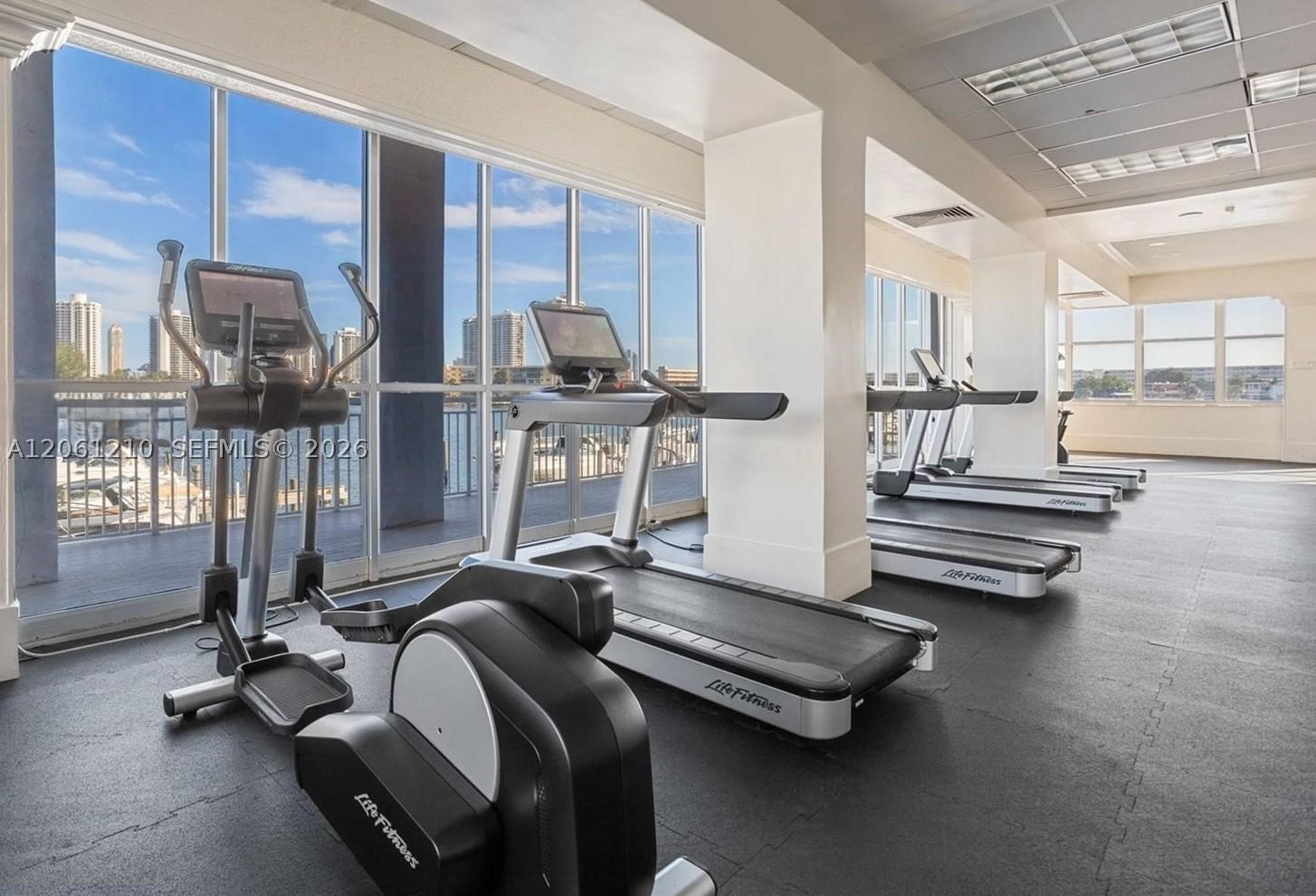 Real estate property located at 18081 Biscayne Blvd BOAT SLIP & UNIT #1805, Miami-dade, Del Prado Condo, Aventura, FL