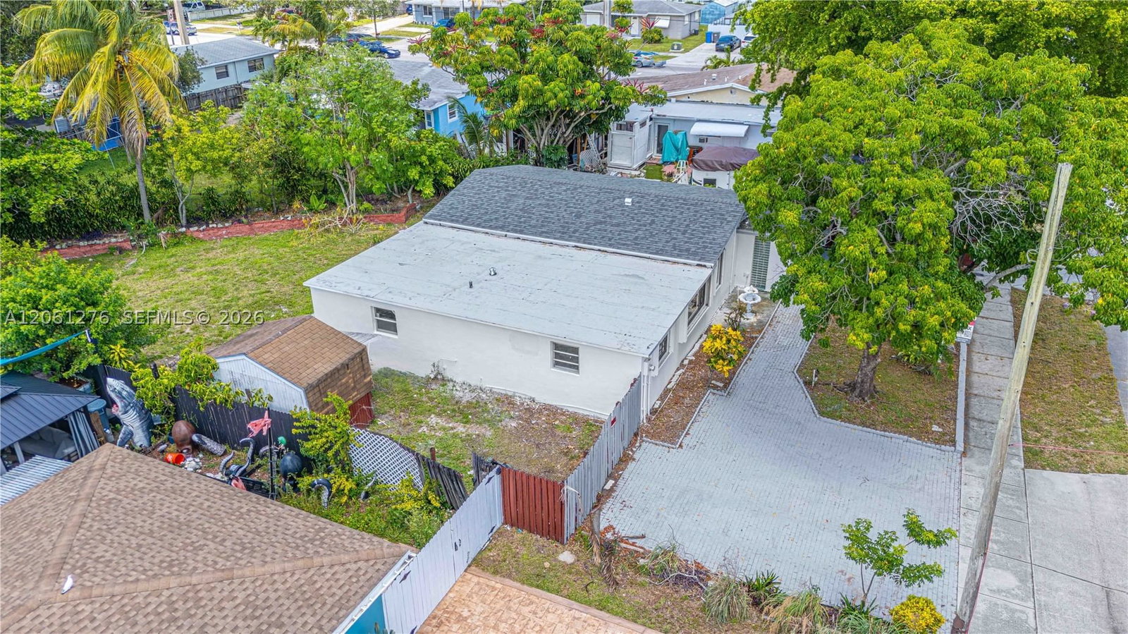 Real estate property located at 4011 32nd St, Broward, Lake Forest Sec 4, West Park, FL