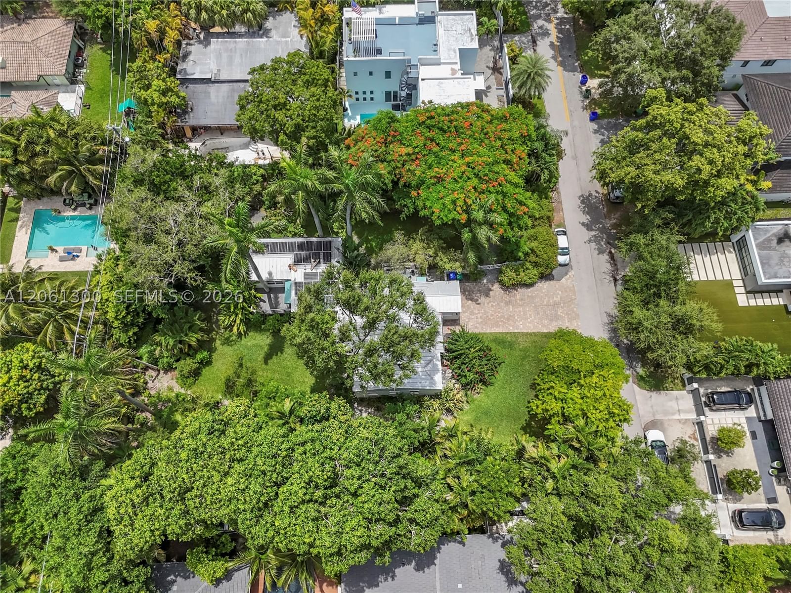 Real estate property located at 4152 Battersea Rd, Miami-dade, Coconut Grove Manor, Miami, FL