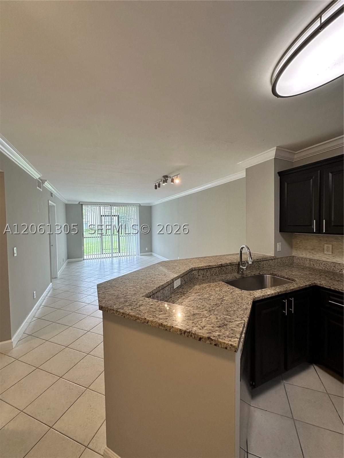 Real estate property located at 8750 Sherman Cir #103, Broward, Lakeshore At University P, Miramar, FL