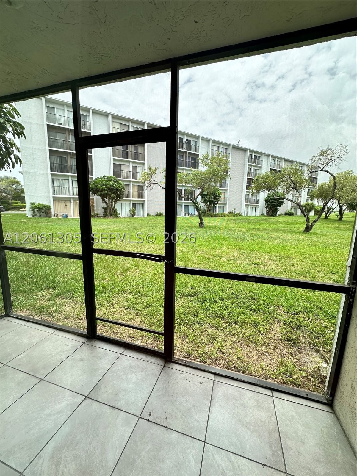 Real estate property located at 8750 Sherman Cir #103, Broward, Lakeshore At University P, Miramar, FL