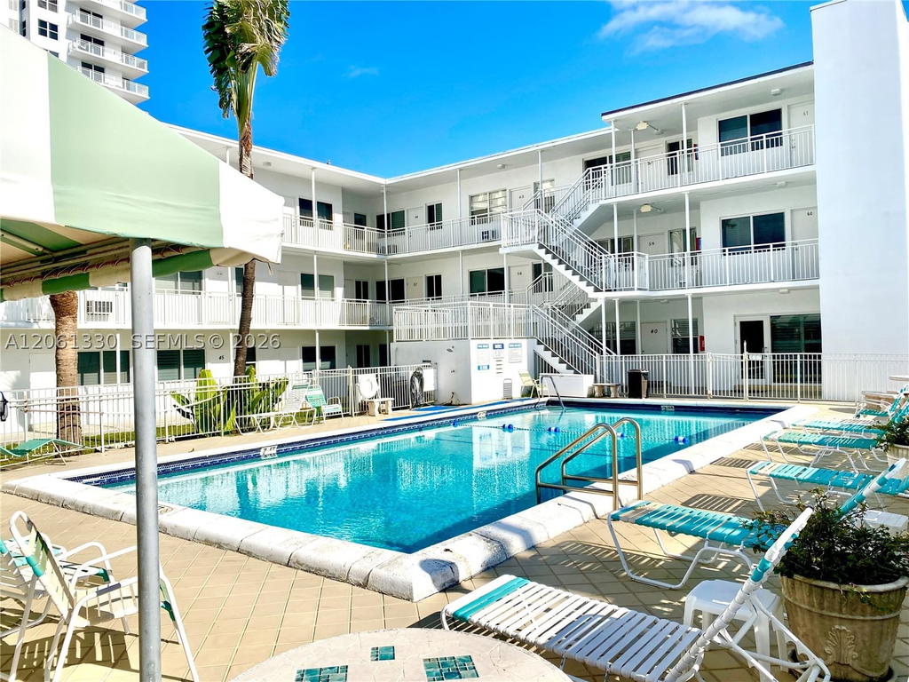Real estate property located at 1504 Surf Rd #65, Broward, Tiffany Apts Co-op, Hollywood, FL