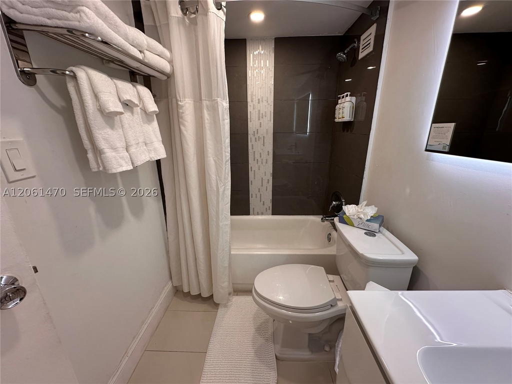 Real estate property located at 19201 Collins Ave #723, Miami-dade, The Aventura Beach Club C, Sunny Isles Beach, FL