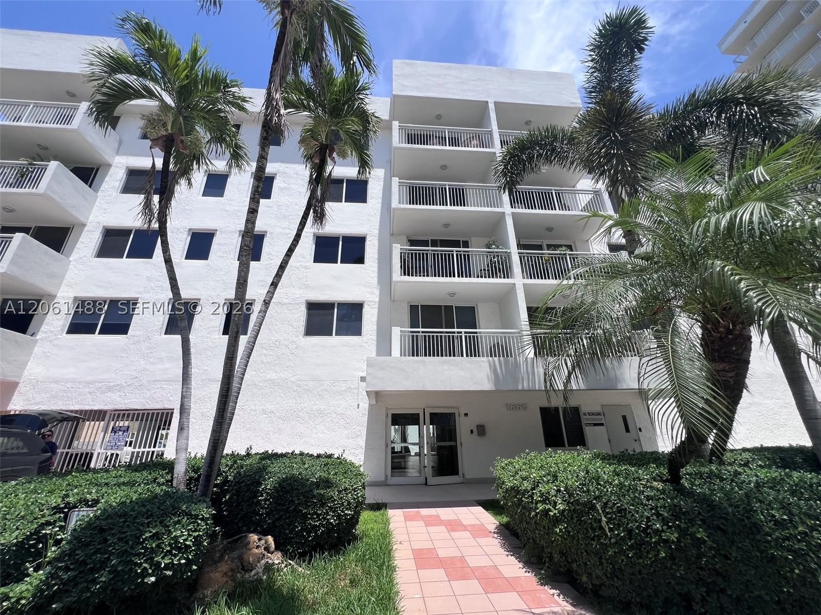 Real estate property located at 1665 Bay Rd #416, Miami-dade, West Bay Gardens Condo, Miami Beach, FL