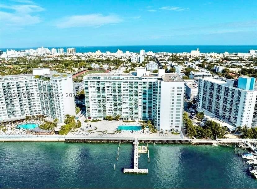 Real estate property located at 1000 West Ave #1220, Miami-dade, Mirador 1000 Condo, Miami Beach, FL