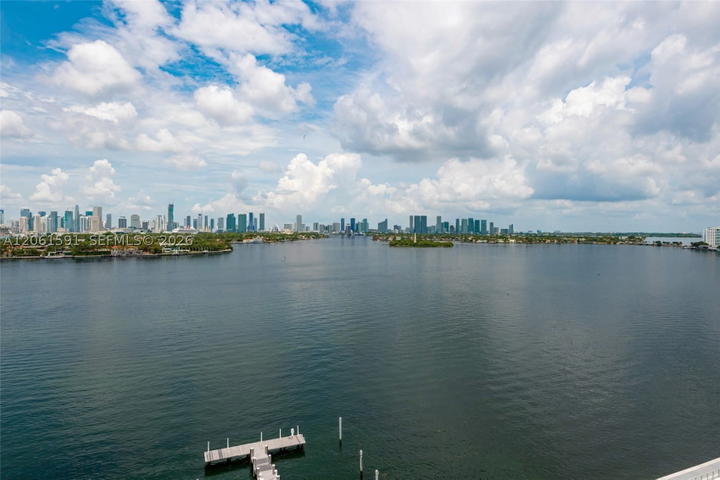 Real estate property located at 1000 West Ave #1220, Miami-dade, Mirador 1000 Condo, Miami Beach, FL