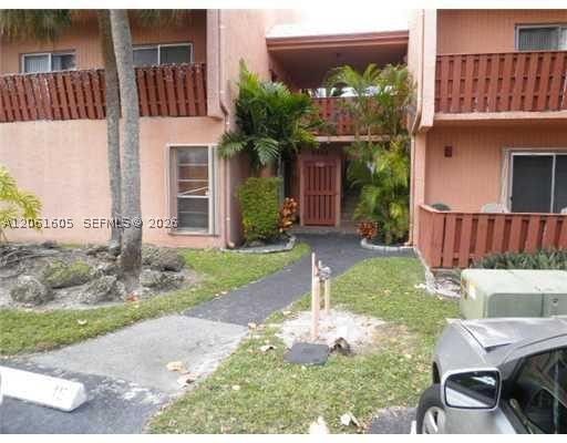 Real estate property located at 8905 28th Dr #13, Broward, Sun And Lake Condo, Coral Springs, FL