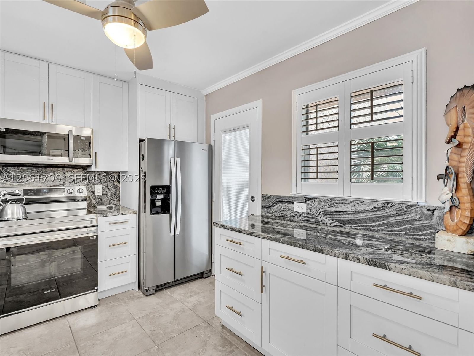 Real estate property located at 201 11th Ter #303, Broward, Meadowbrook Lakes Condo, Dania Beach, FL