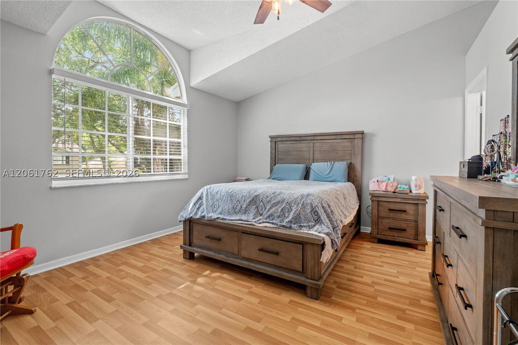 Real estate property located at 12201 148th St #201, Miami-dade, Courtyards Of Deerwood Co, Miami, FL