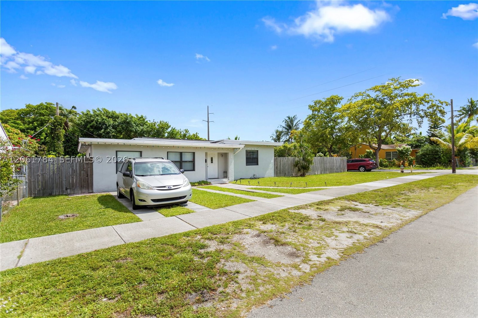 Real estate property located at 2407 Dewey St, Broward, Hollywood Highlands Park, Hollywood, FL