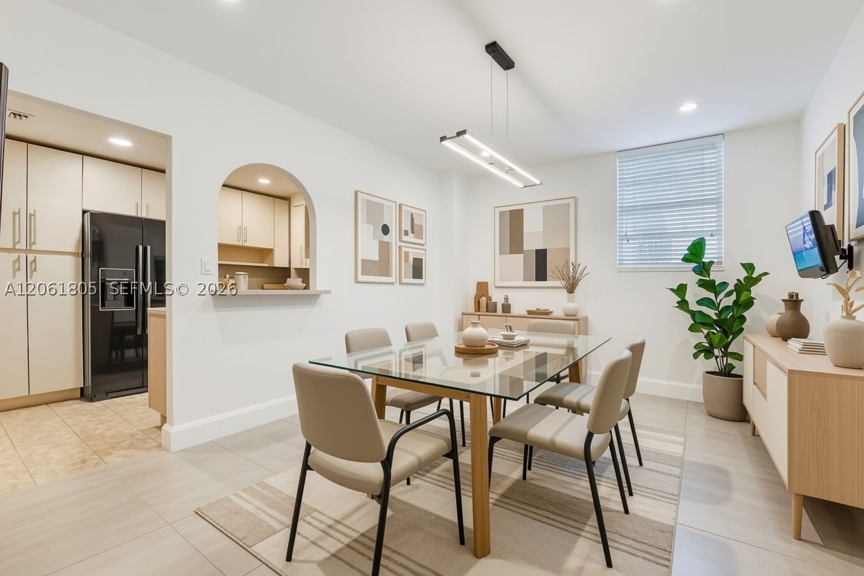 Real estate property located at 90 Edgewater Dr #501, Miami-dade, Gables Waterway Towers Co, Coral Gables, FL