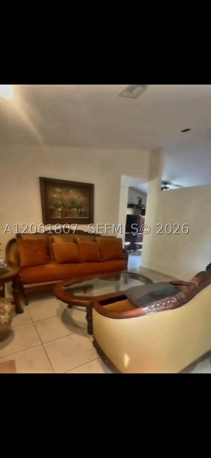 Real estate property located at 509 87th Pl, Miami-dade, Poinciana Pointe Phase 2, Miami, FL