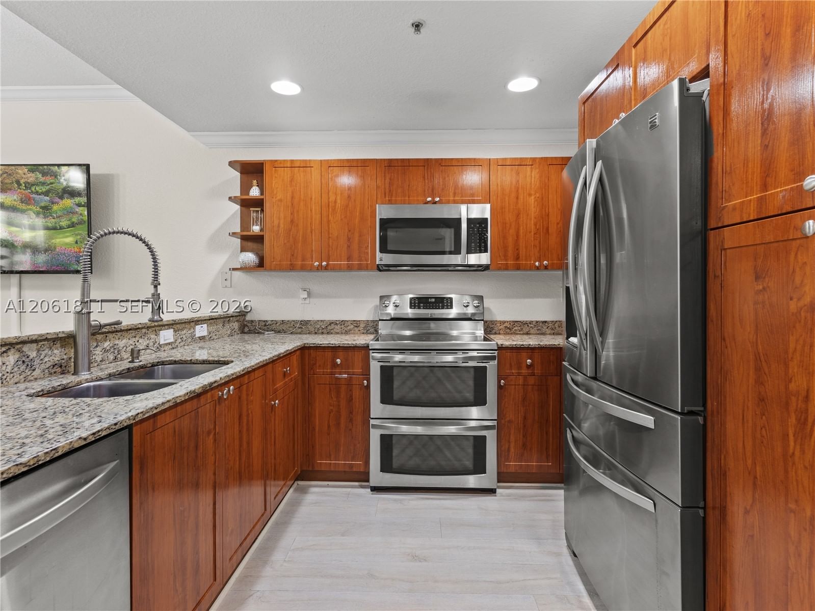 Real estate property located at 10885 89th Ter #217, Miami-dade, Coronado At Doral Ii Cond, Doral, FL