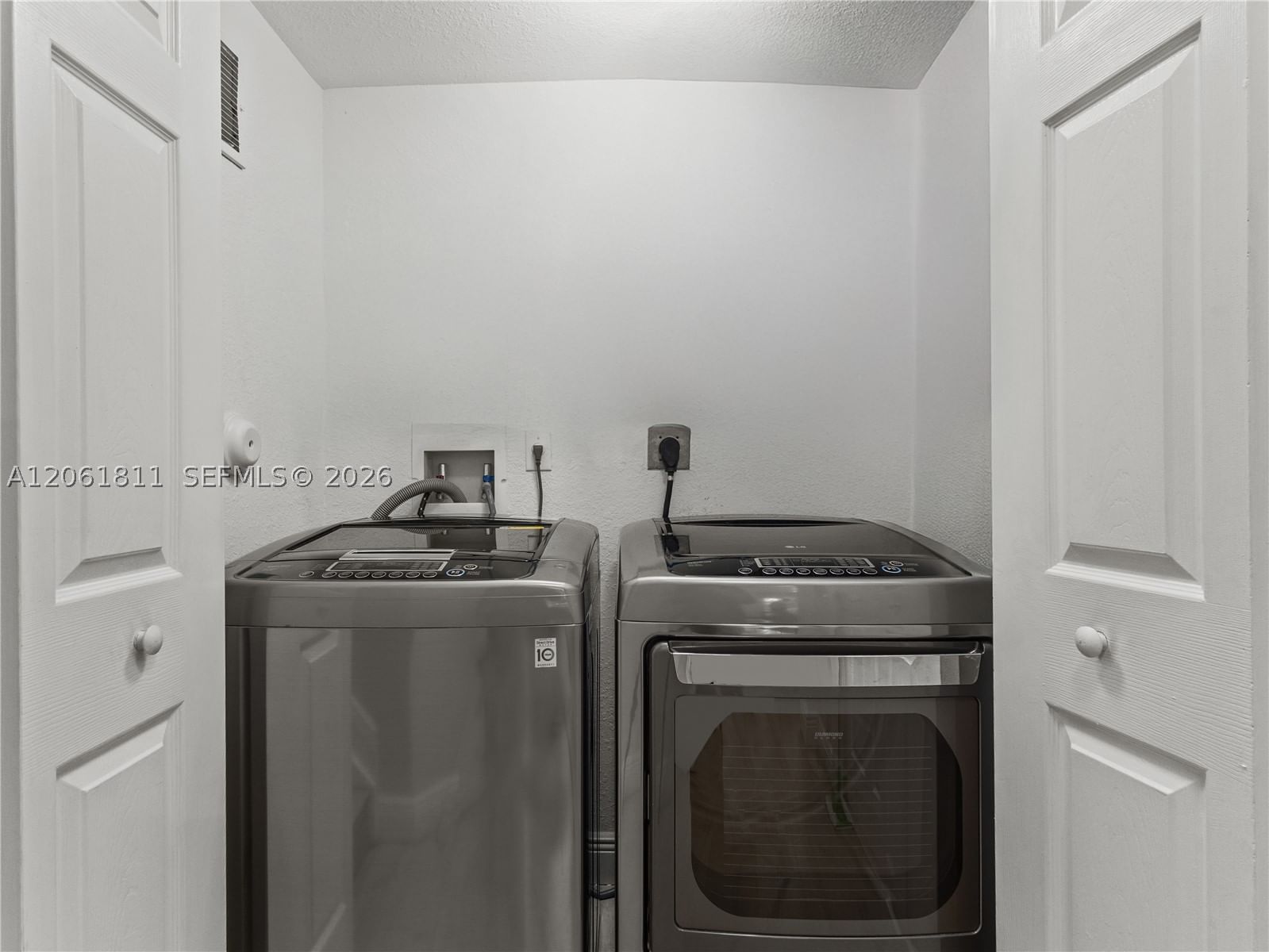 Real estate property located at 10885 89th Ter #217, Miami-dade, Coronado At Doral Ii Cond, Doral, FL