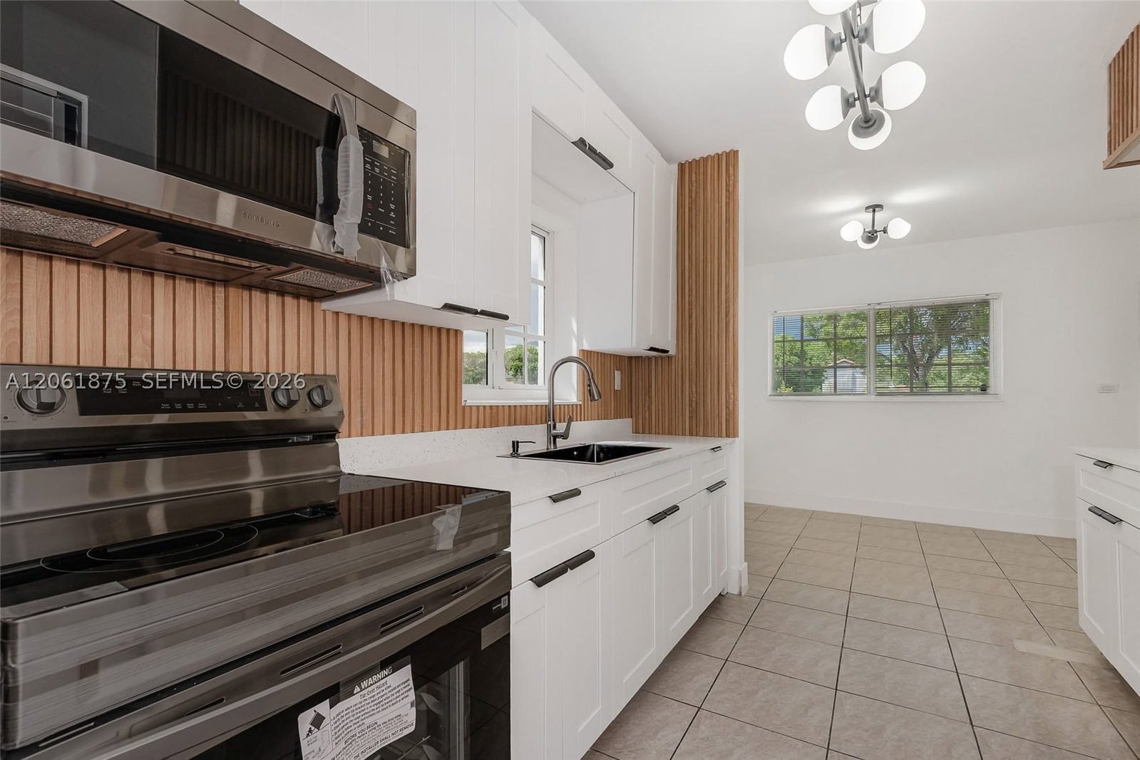 Real estate property located at 998 68th St, Miami-dade, Westhaven Heights, Hialeah, FL