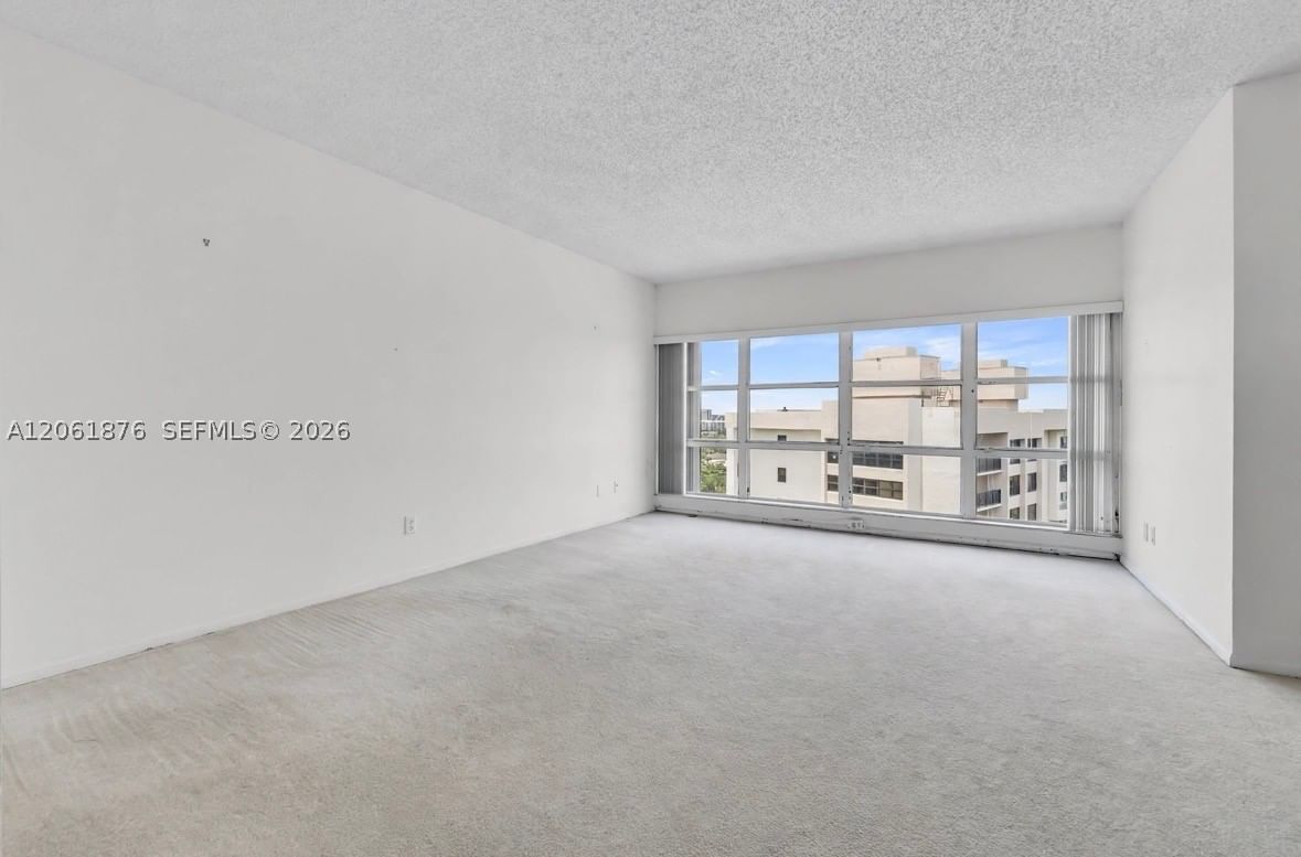 Real estate property located at 5000 Ocean Blvd #1704, Broward, Sea Ranch Club B Condo, Lauderdale By The Sea, FL