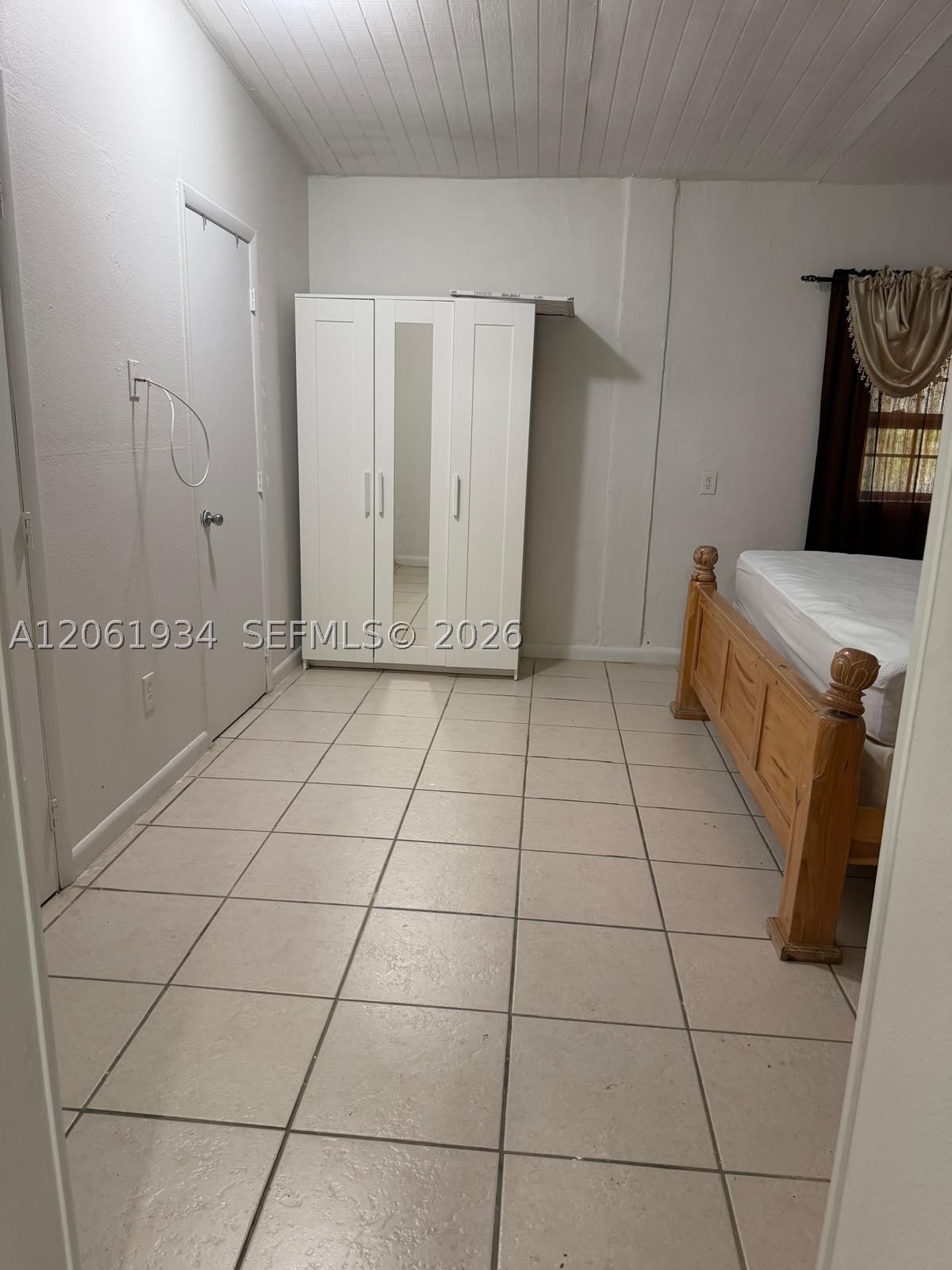 Real estate property located at 17100 197th Ave, Miami-dade, Miami, FL