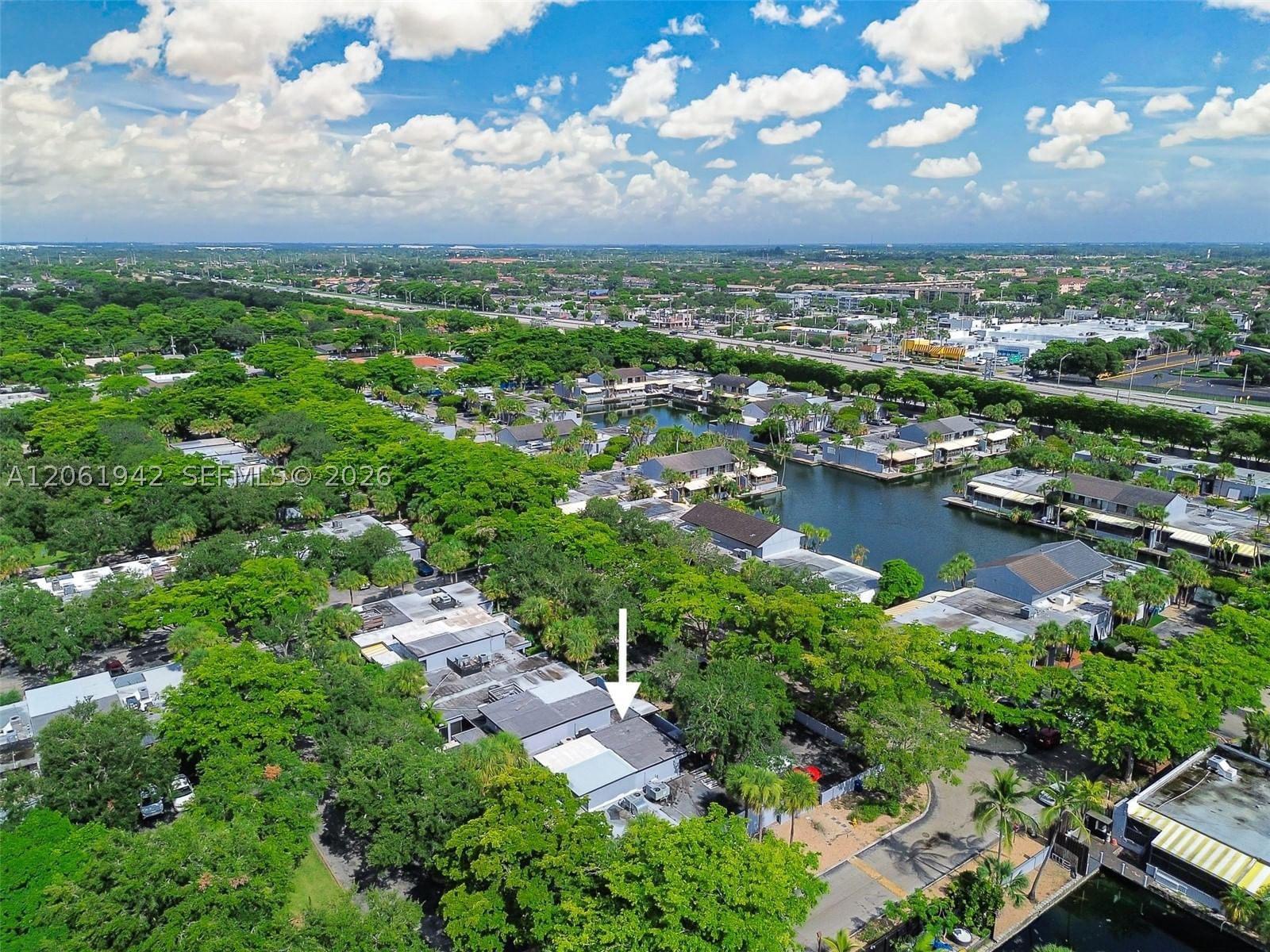 Real estate property located at 6402 Windmill Gate Rd, Miami-dade, Miami Lakes Windmill Gate, Miami Lakes, FL