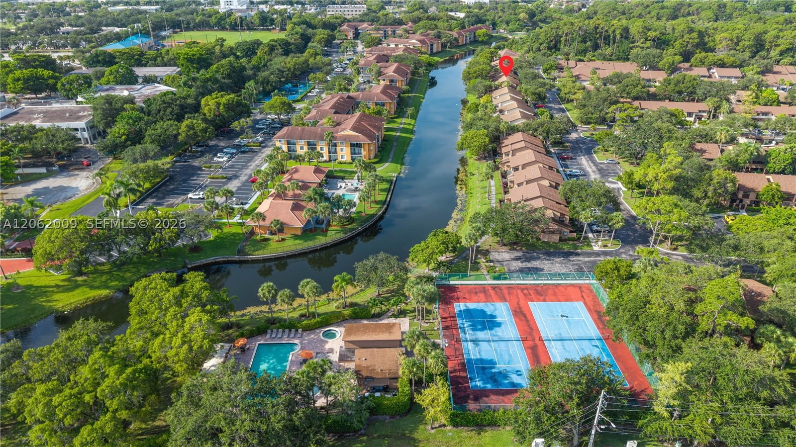 Real estate property located at 7640 79th Ave L6, Broward, Bonaire Village At Woodmo, Tamarac, FL
