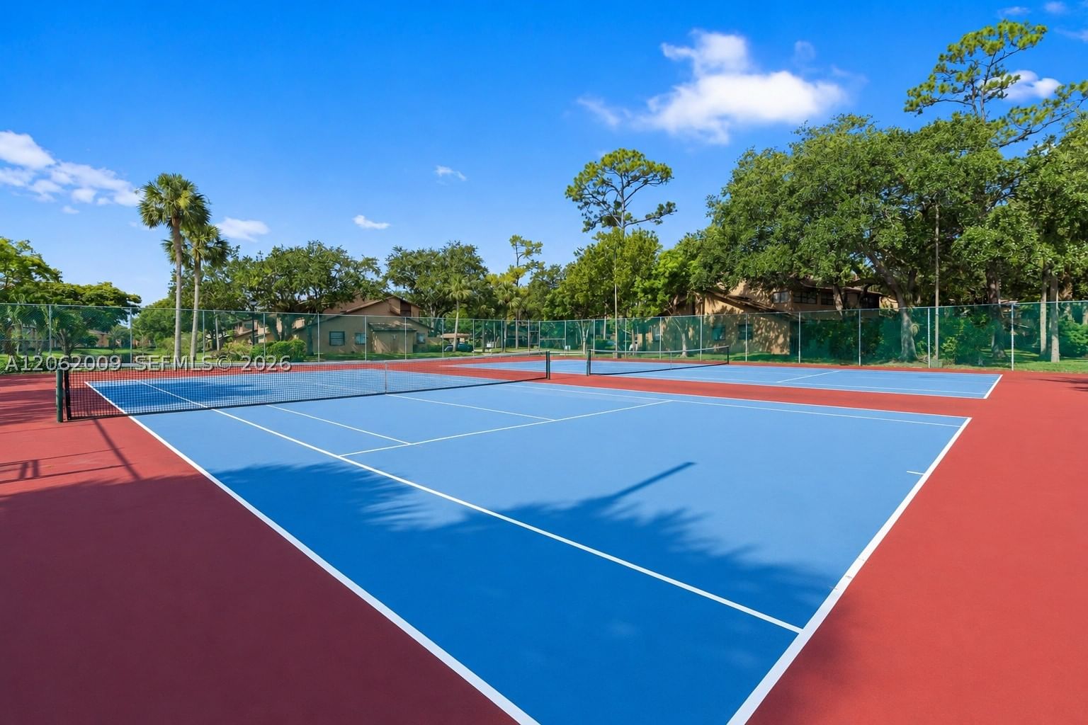 Real estate property located at 7640 79th Ave L6, Broward, Bonaire Village At Woodmo, Tamarac, FL